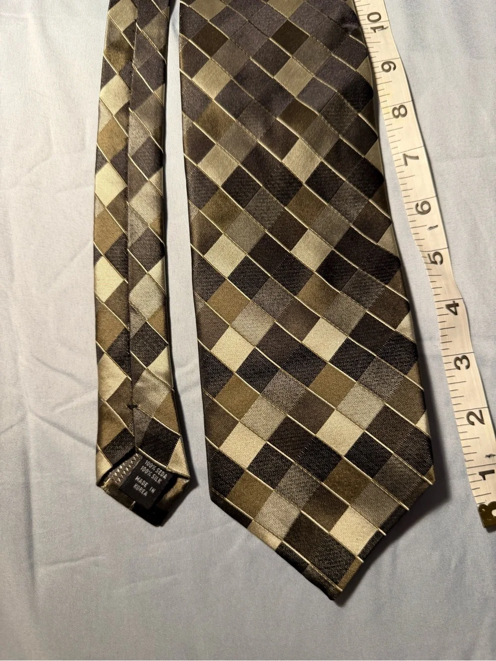 Roberto Villini hand made Checkerboard Pattern Men's Silk Tie in Black and Brown